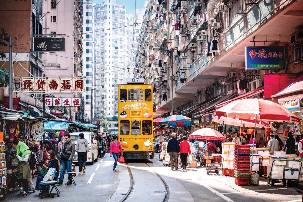Panduan Lengkap Liburan ke Hong Kong: Tetap Online dengan Mudah Menggunakan eSIM